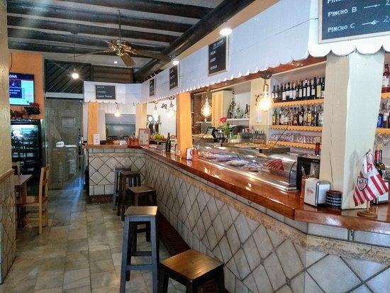 Del Norte Sidreria y Pintxos